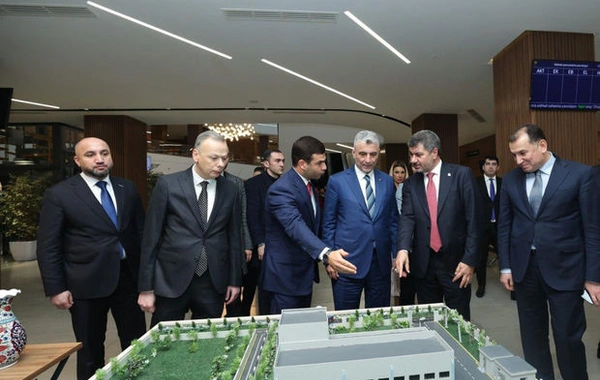 Министр торговли Турции посетил бакинский Дом МСП - ФОТО